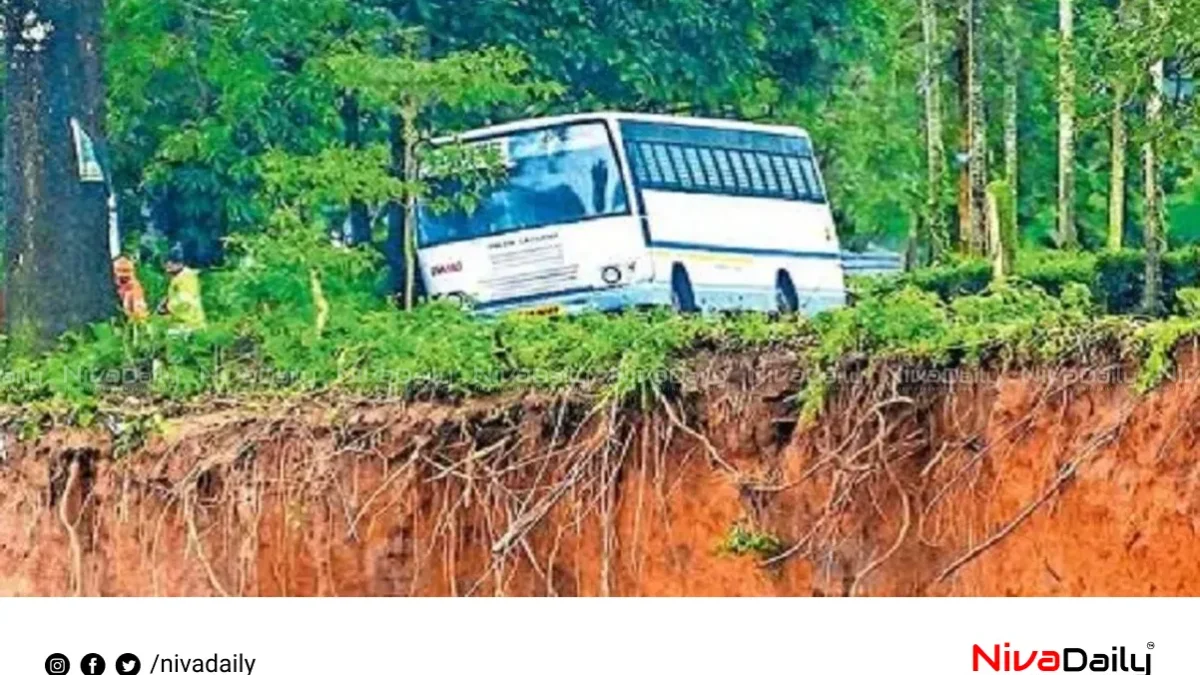 മുണ്ടക്കൈയിലെ ദുരന്ത ബാധിതർക്ക് സൗജന്യ KSRTC സർവീസ്: മുഖ്യമന്ത്രിക്ക് മുന്നിൽ നിർദ്ദേശം